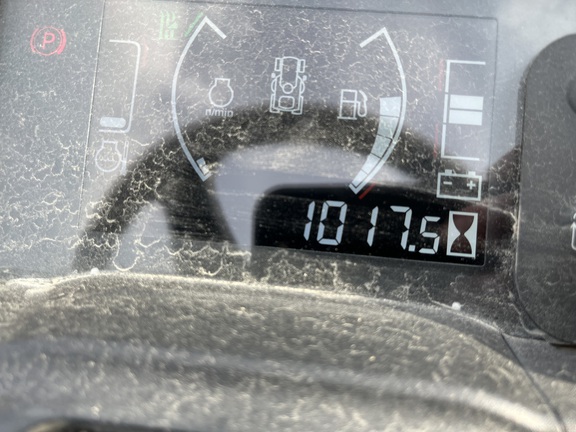 2022 John Deere X730 - Photo22