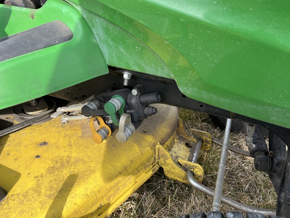 2022 John Deere X730 - Photo23