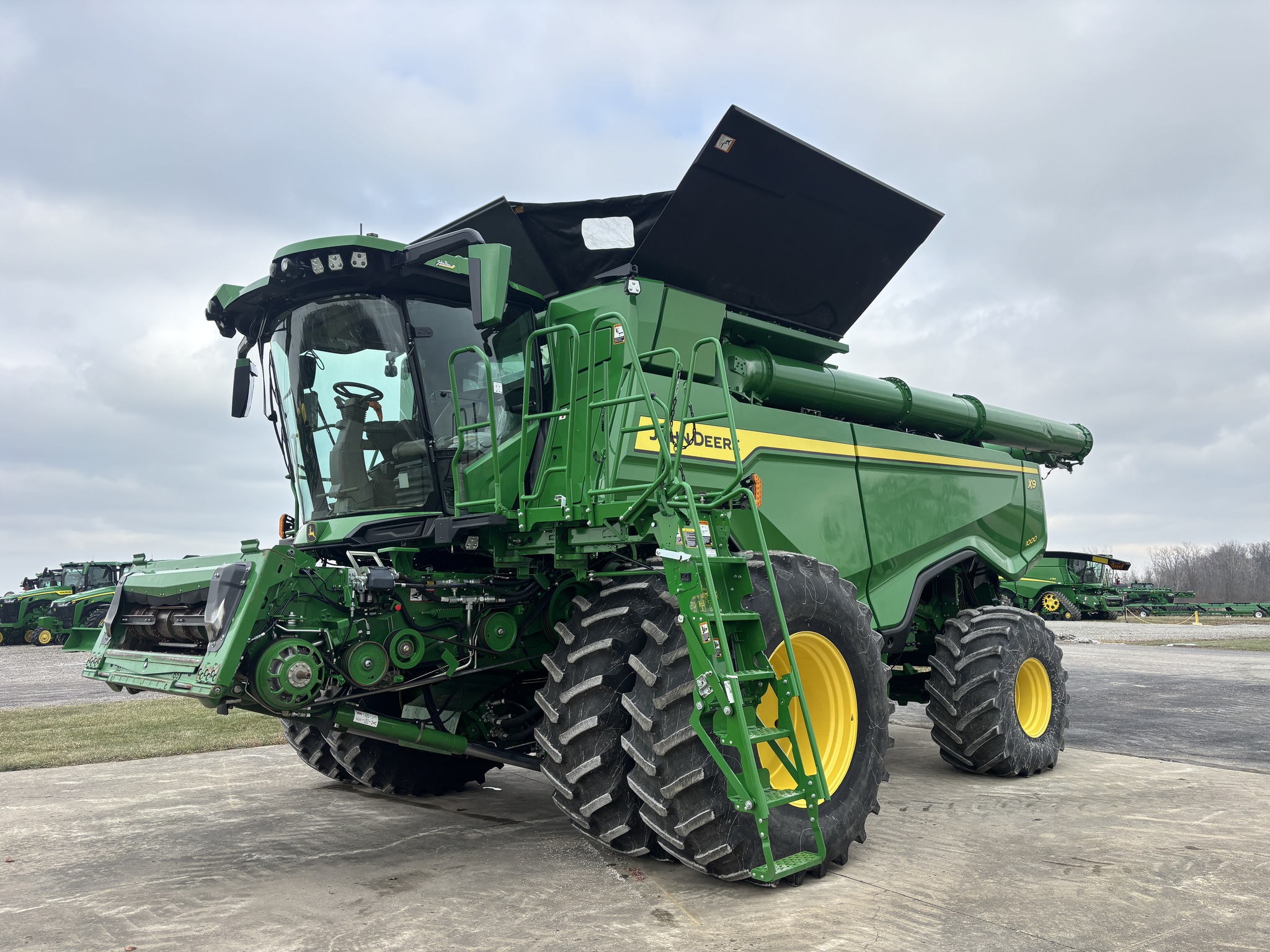 Used 2023 John Deere X9 1000 Combines at Koenig Equipment in Anna, OH - PhotoXL0