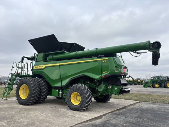 Used 2023 John Deere X9 1000 Combines at Koenig Equipment in Anna, OH - Photo2