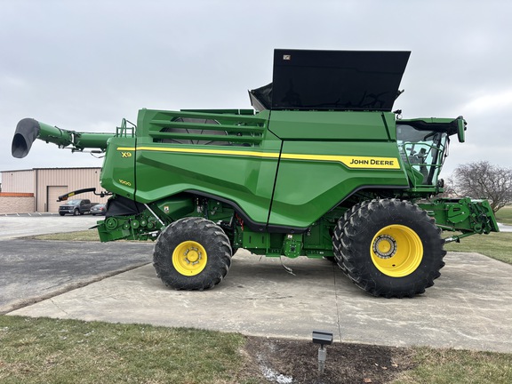 Used 2023 John Deere X9 1000 Combines at Koenig Equipment in Anna, OH - Photo5