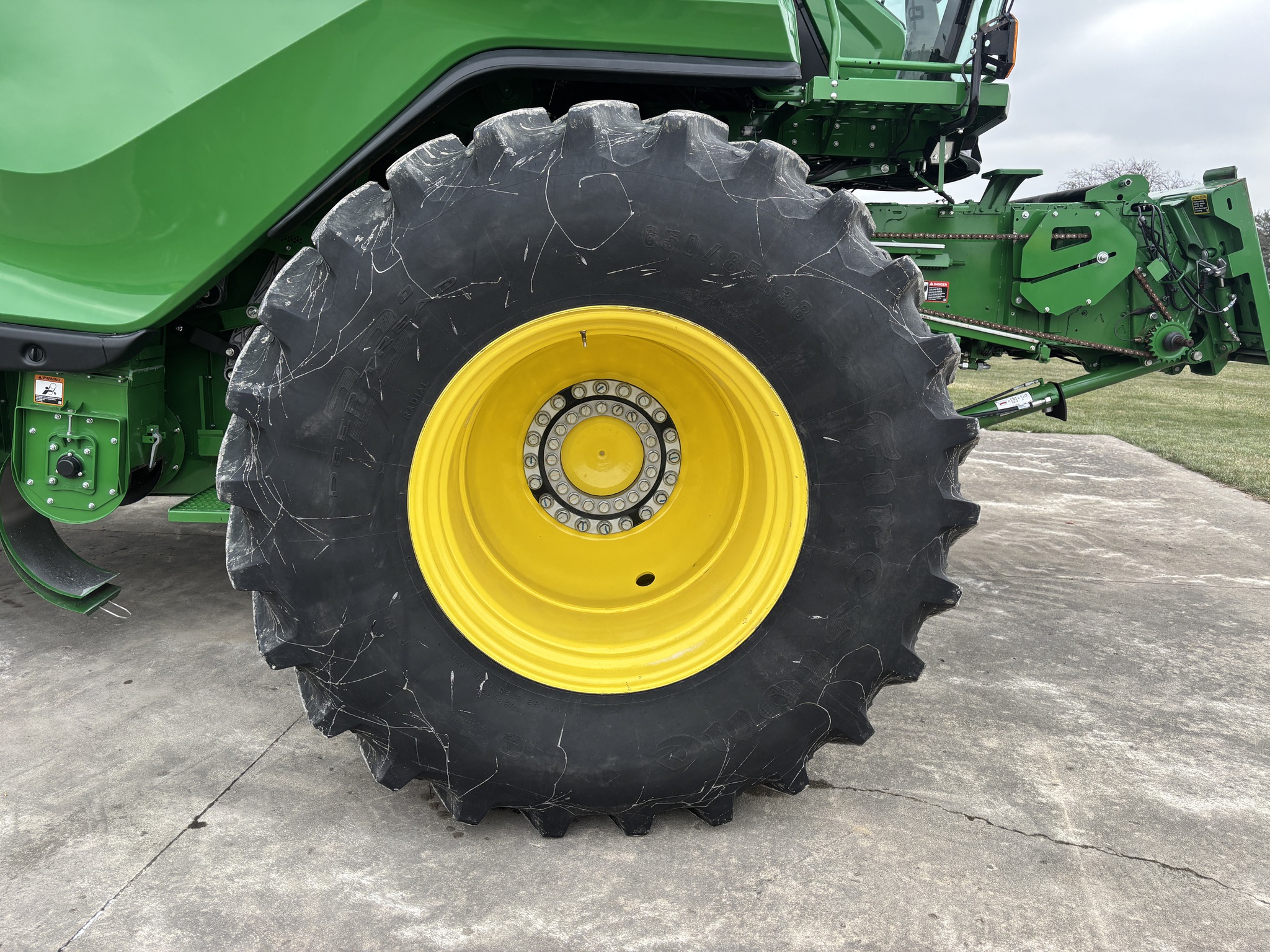 Used 2023 John Deere X9 1000 Combines at Koenig Equipment in Anna, OH - PhotoXL8