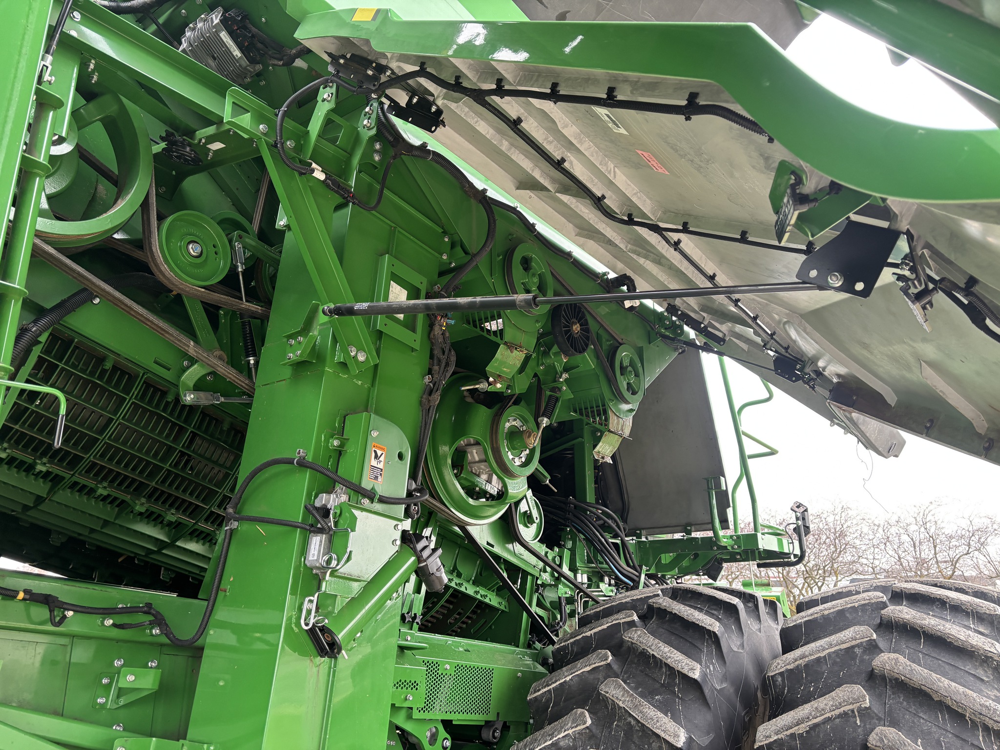 Used 2023 John Deere X9 1000 Combines at Koenig Equipment in Anna, OH - PhotoXL34