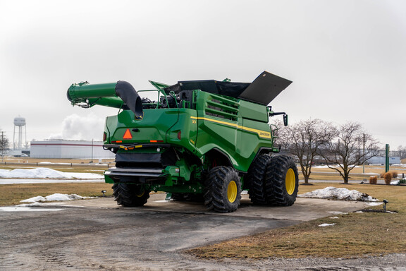 Used 2023 John Deere X9 1000 Combines at Koenig Equipment in Anna, OH - Photo4