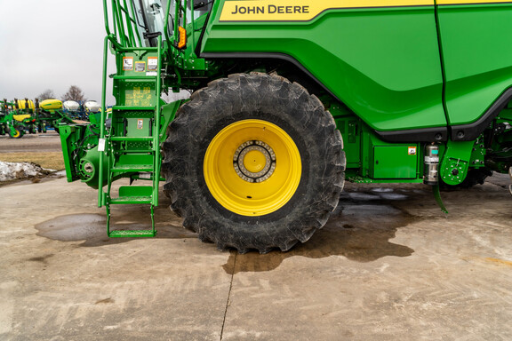 Used 2023 John Deere X9 1000 Combines at Koenig Equipment in Anna, OH - Photo8