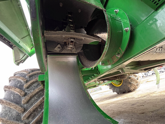 Used 2023 John Deere X9 1000 Combines at Koenig Equipment in Anna, OH - Photo21