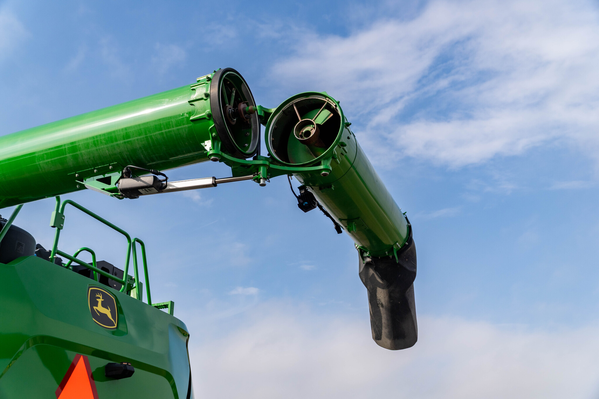 Used 2023 John Deere X9 1000 Combines at Koenig Equipment in Anna, OH - PhotoXL40