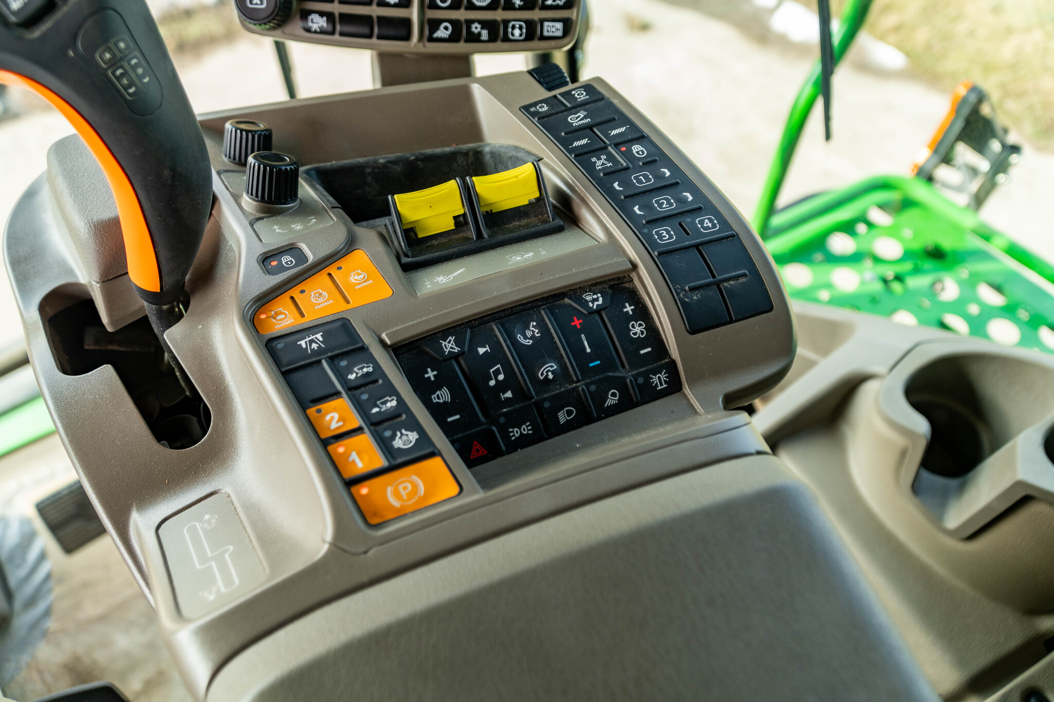 Used 2023 John Deere X9 1000 Combines at Koenig Equipment in Anna, OH - PhotoXL44