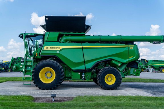 Used 2023 John Deere X9 1000 Combines at Koenig Equipment in Anna, OH - Photo1