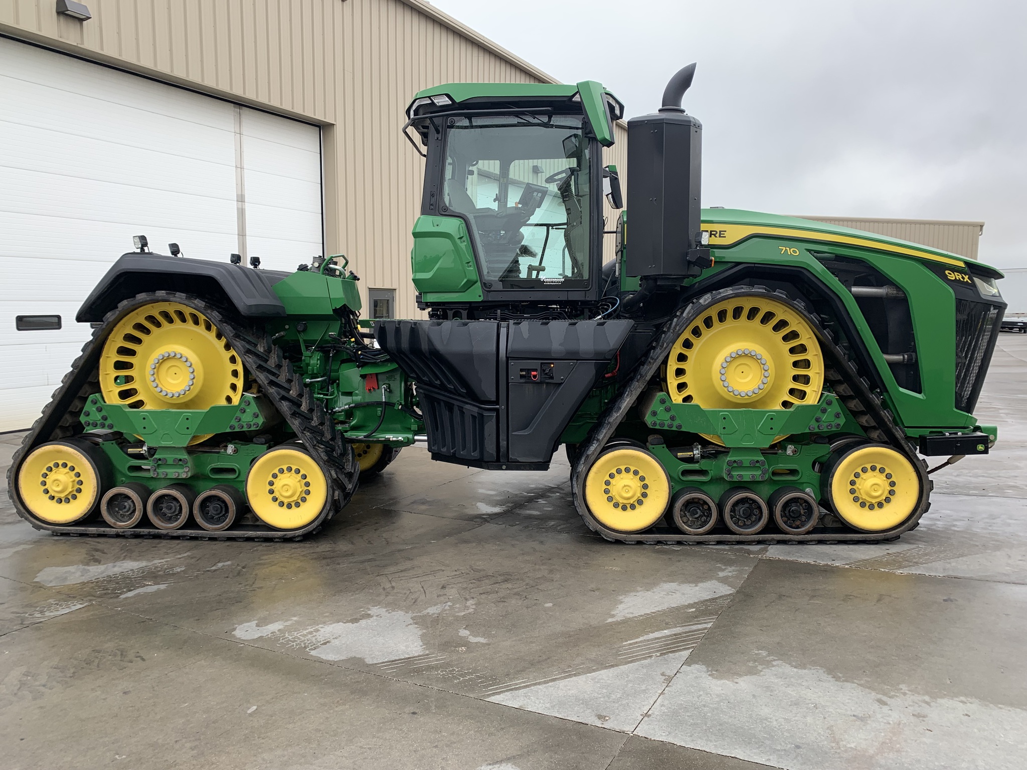 2025 John Deere 9RX 710 Image 2