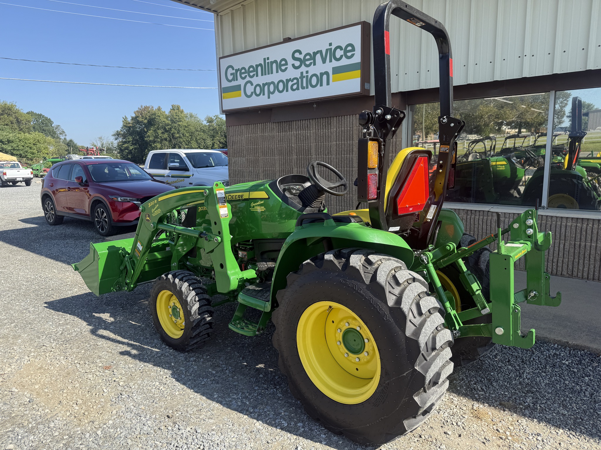 2023 John Deere 3039R Image 2
