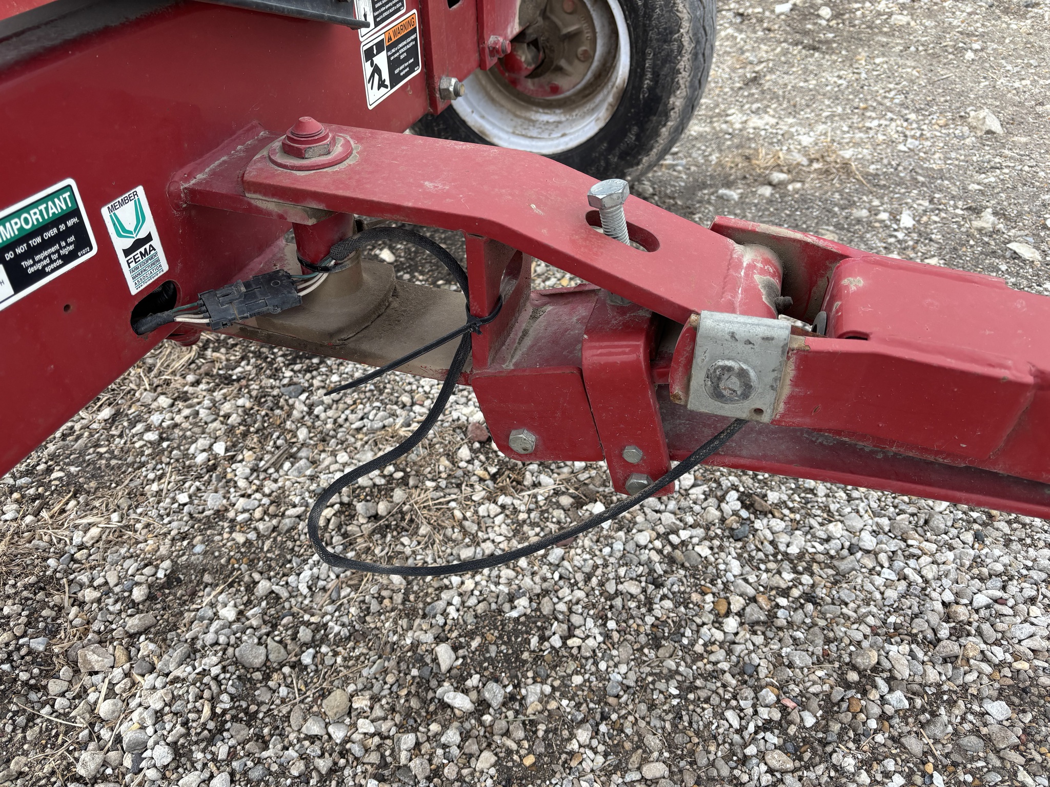  2014 Unverferth HT-30 at Heritage Tractor in Brimfield, IL