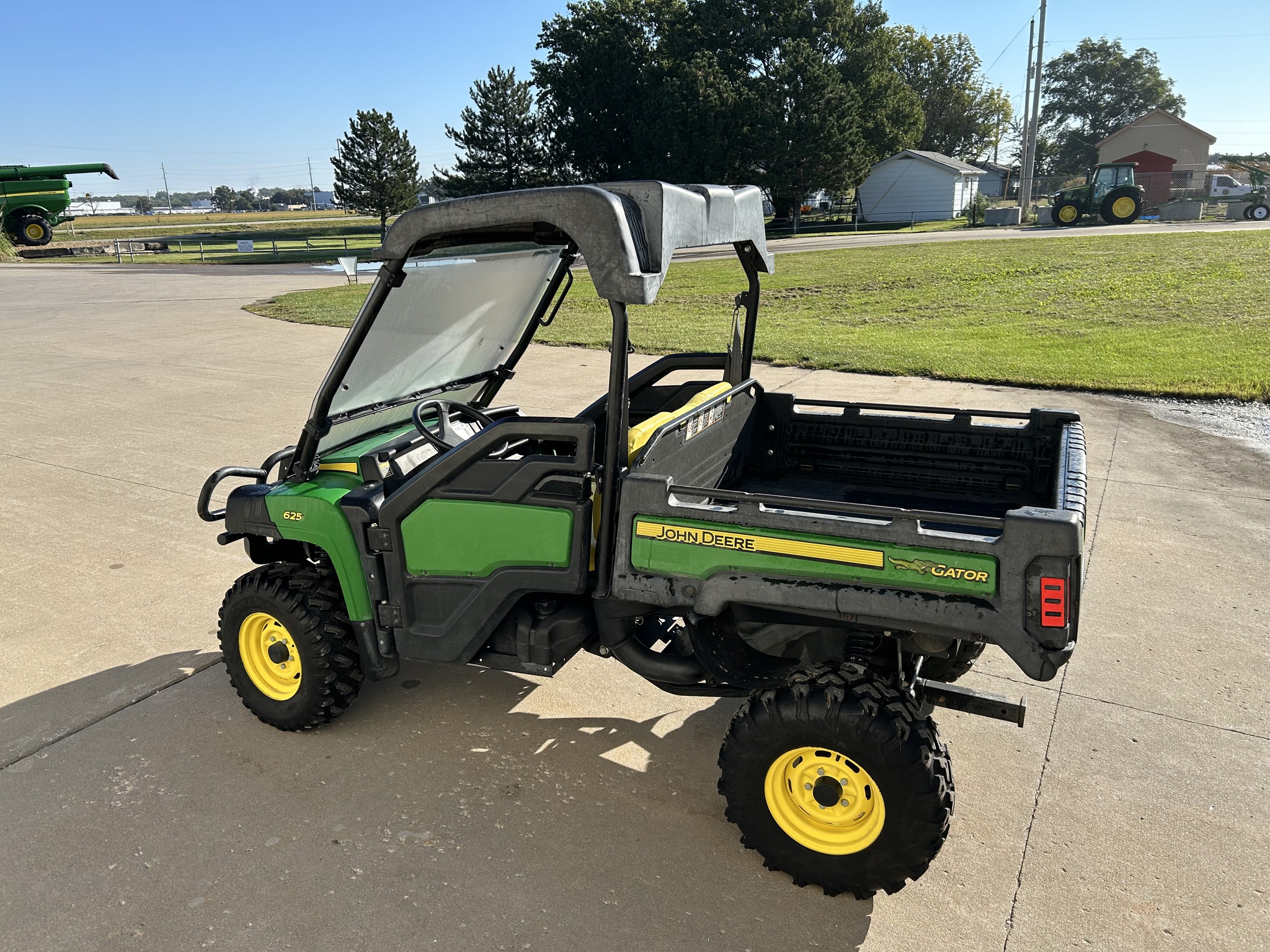 2014 John Deere XUV 625I GREEN at Heritage Tractor in Rolla, MO