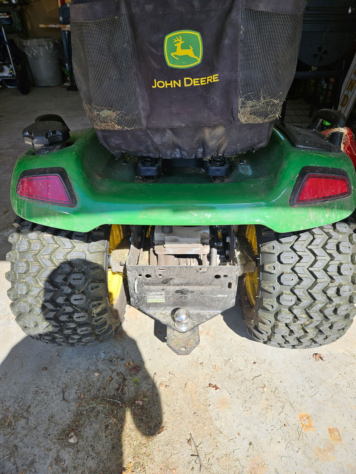 2019 John Deere X580 Image 5