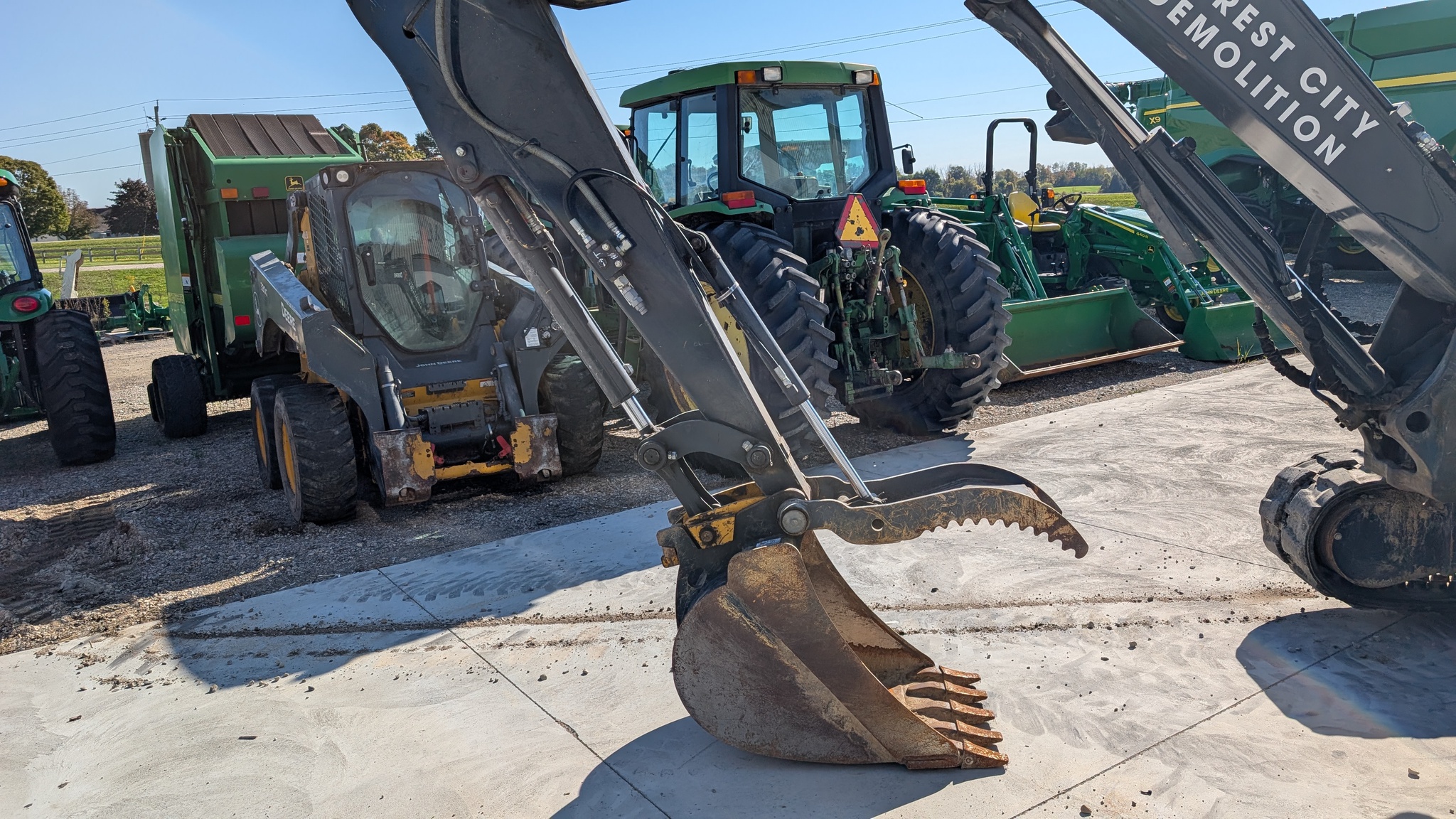 2021 John Deere 60G Image 5