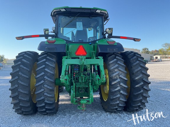 Photo of 2025 John Deere 8R 230