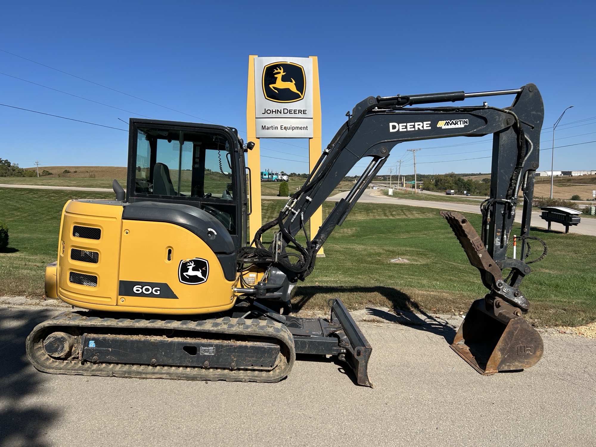 2020 John Deere 60G Image 2