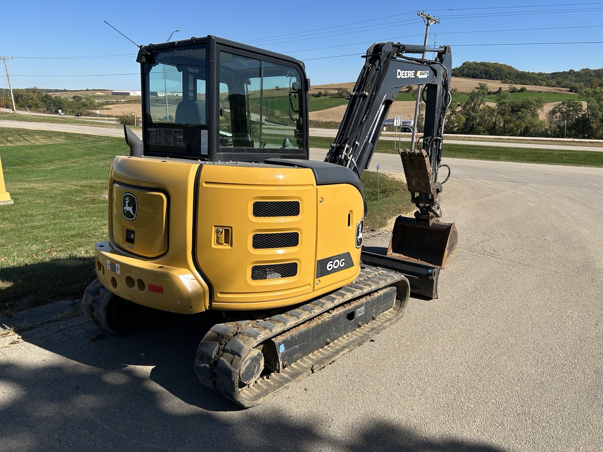 2020 John Deere 60G Image 5