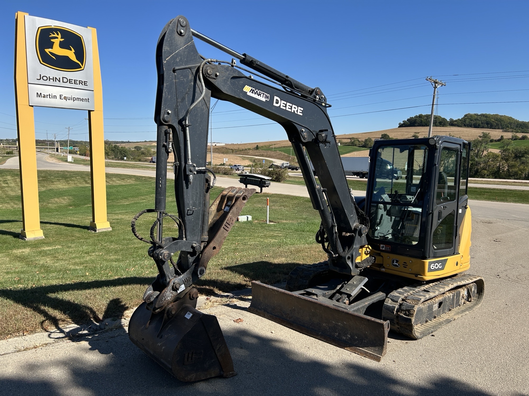 2020 John Deere 60G Image 3