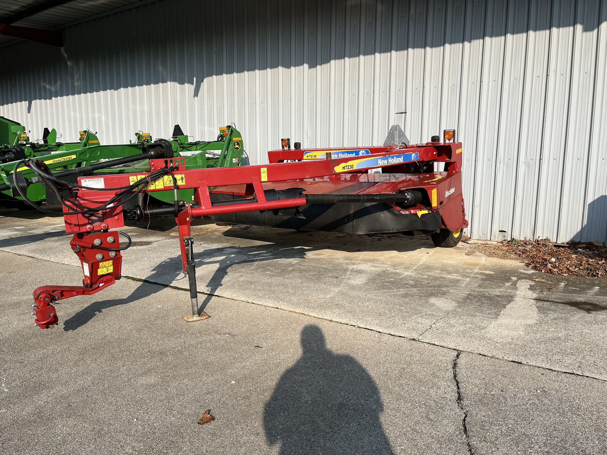 2017 New Holland H7230 Image 1