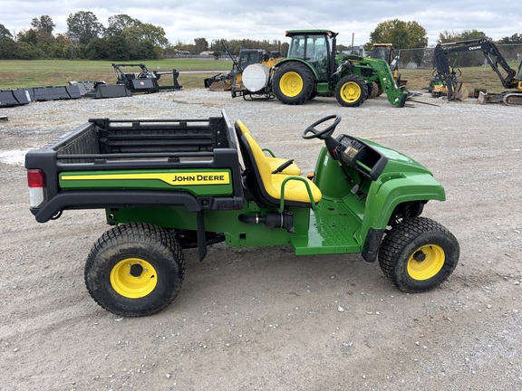 2022 John Deere TX 4X2
