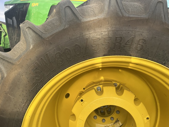 Used 2025 John Deere 9R 590 Articulated 4WD Tractors at Horizon Ag & Turf in High Prairie, AB - Photo5