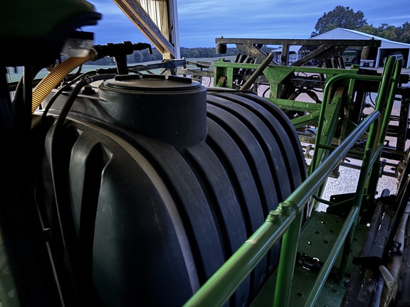 Photo of 2012 John Deere 4730