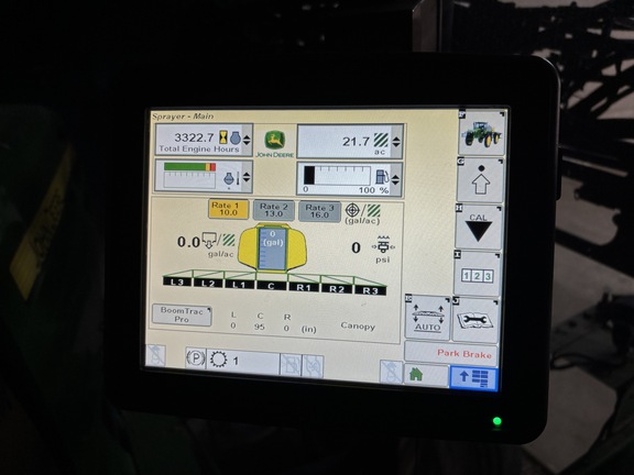 Photo of 2012 John Deere 4730