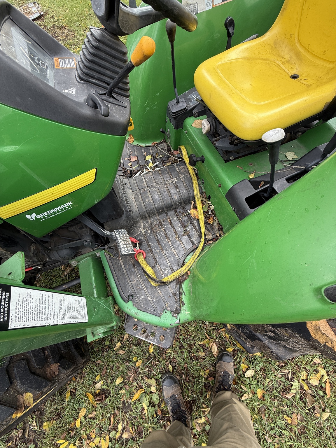 2000 John Deere 4600 Image 6