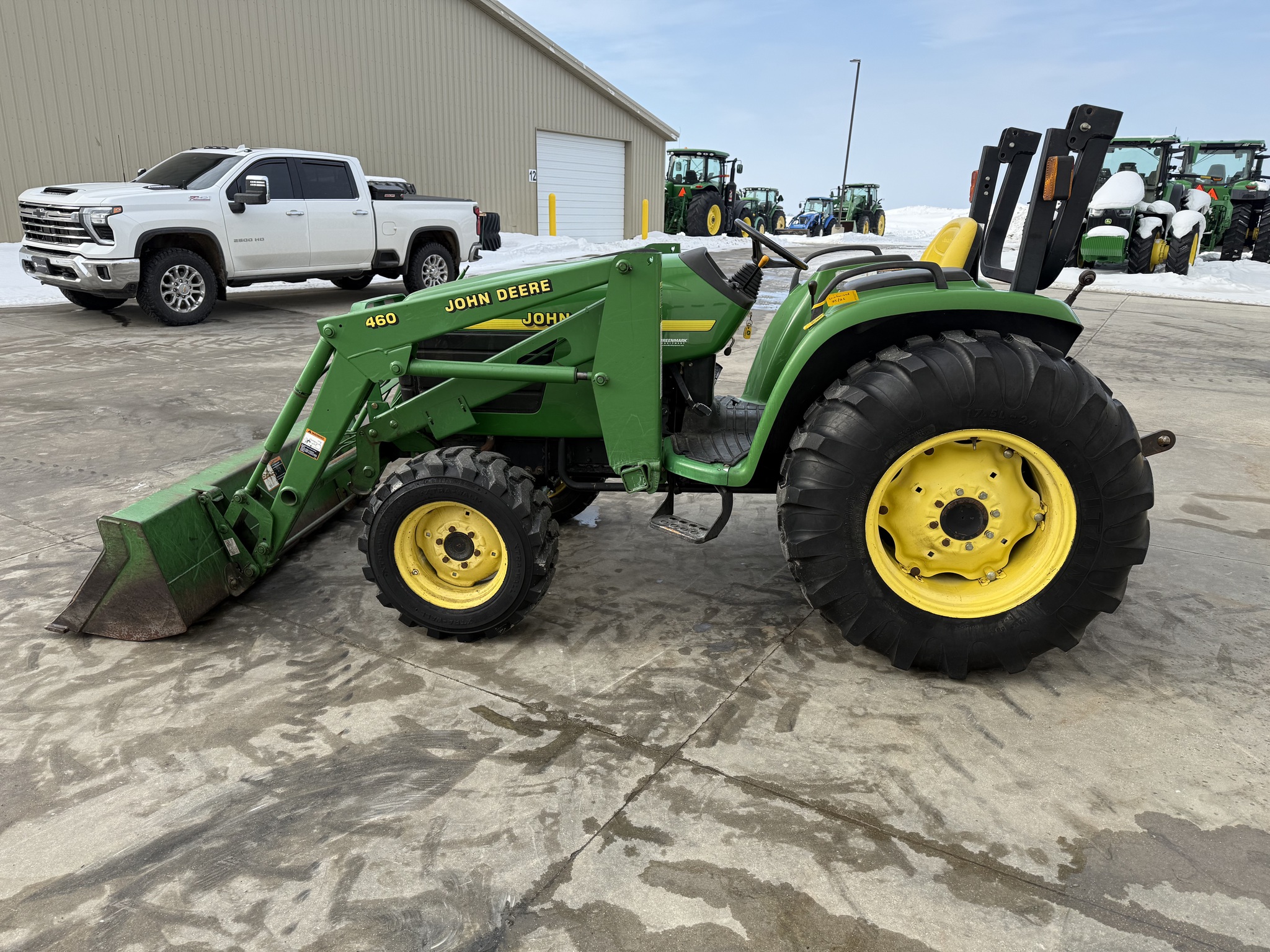 2000 John Deere 4600 Image 6