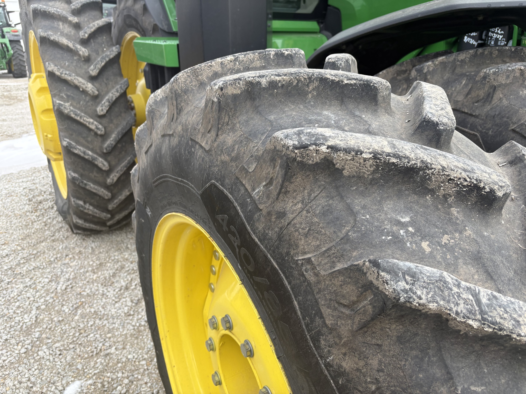  2023 John Deere 8R 410 at Heritage Tractor in Roanoke, IL