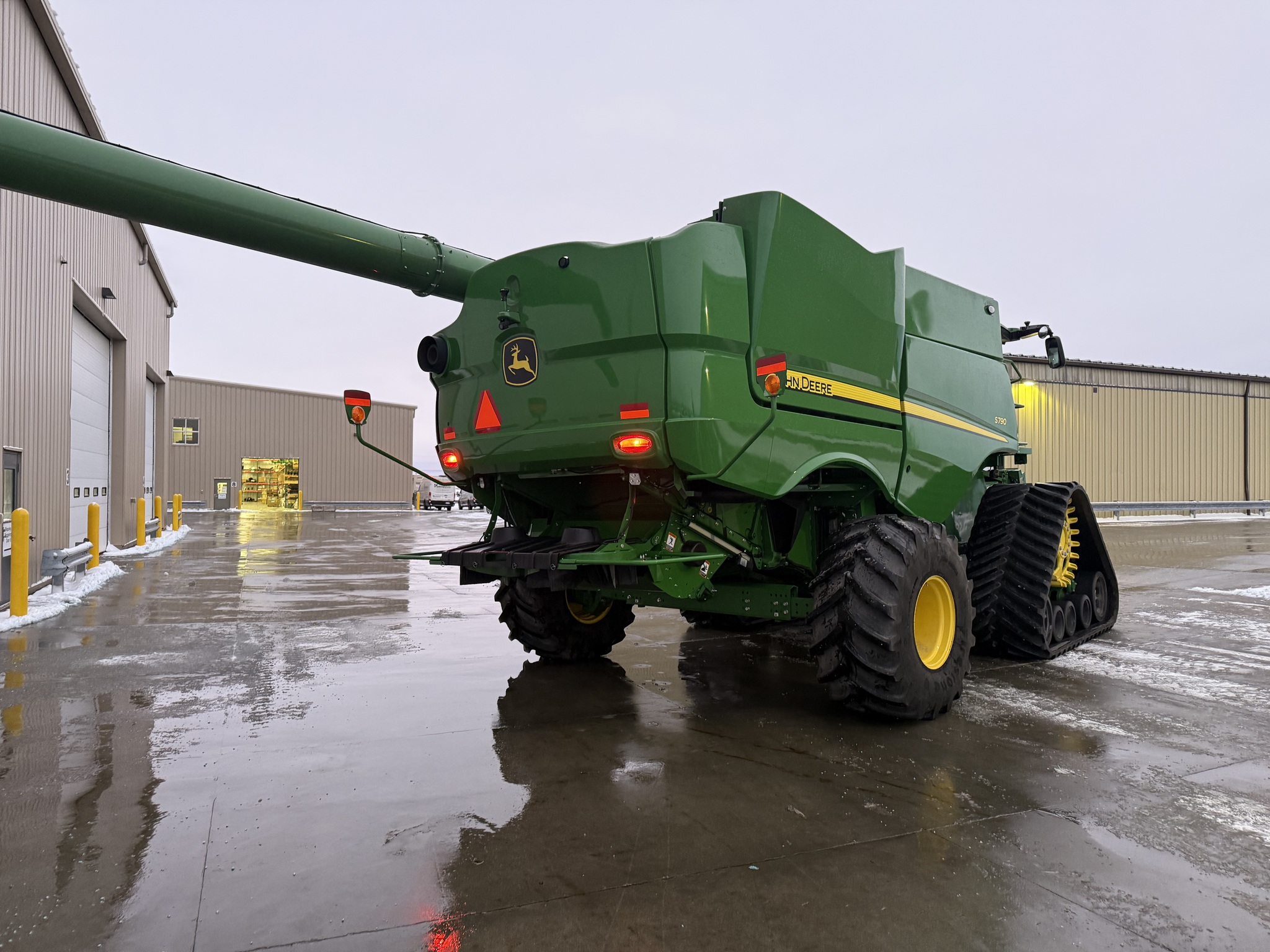 2024 John Deere S790 Image 3