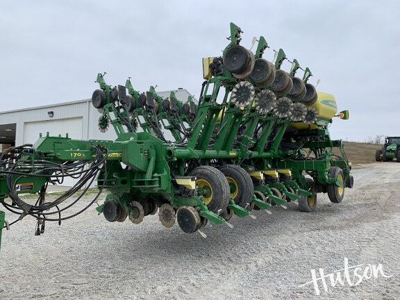 Photo of 2015 John Deere 1795