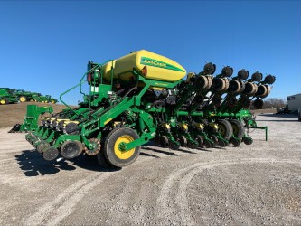Photo of 2015 John Deere 1795