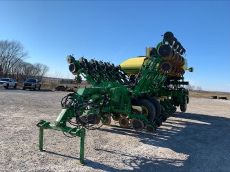 Photo of 2015 John Deere 1795