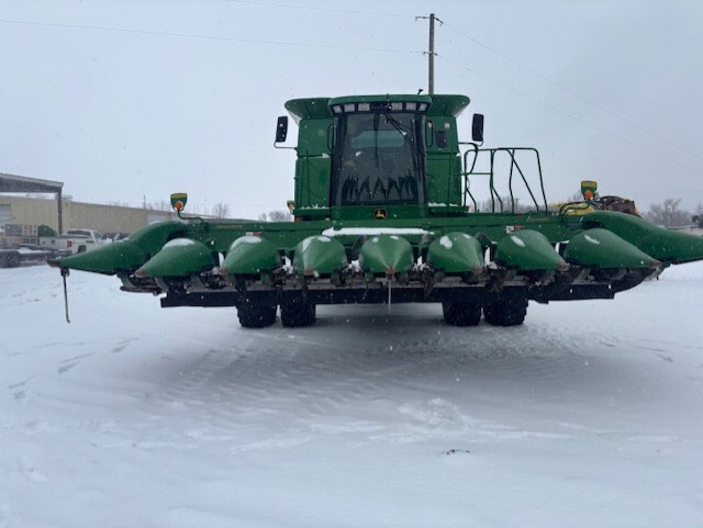 2012 John Deere 608C Image 1