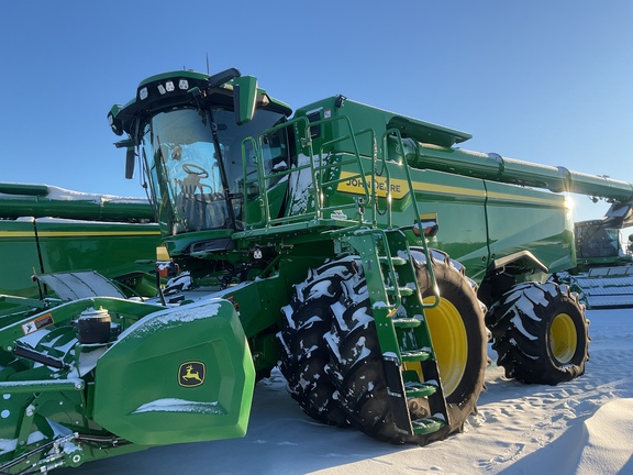  John Deere S7 800