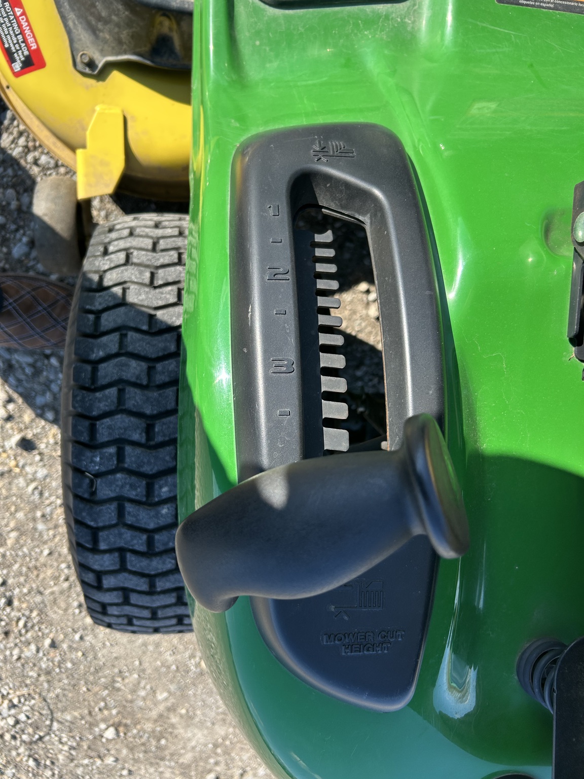 2020 John Deere E140 Image 12