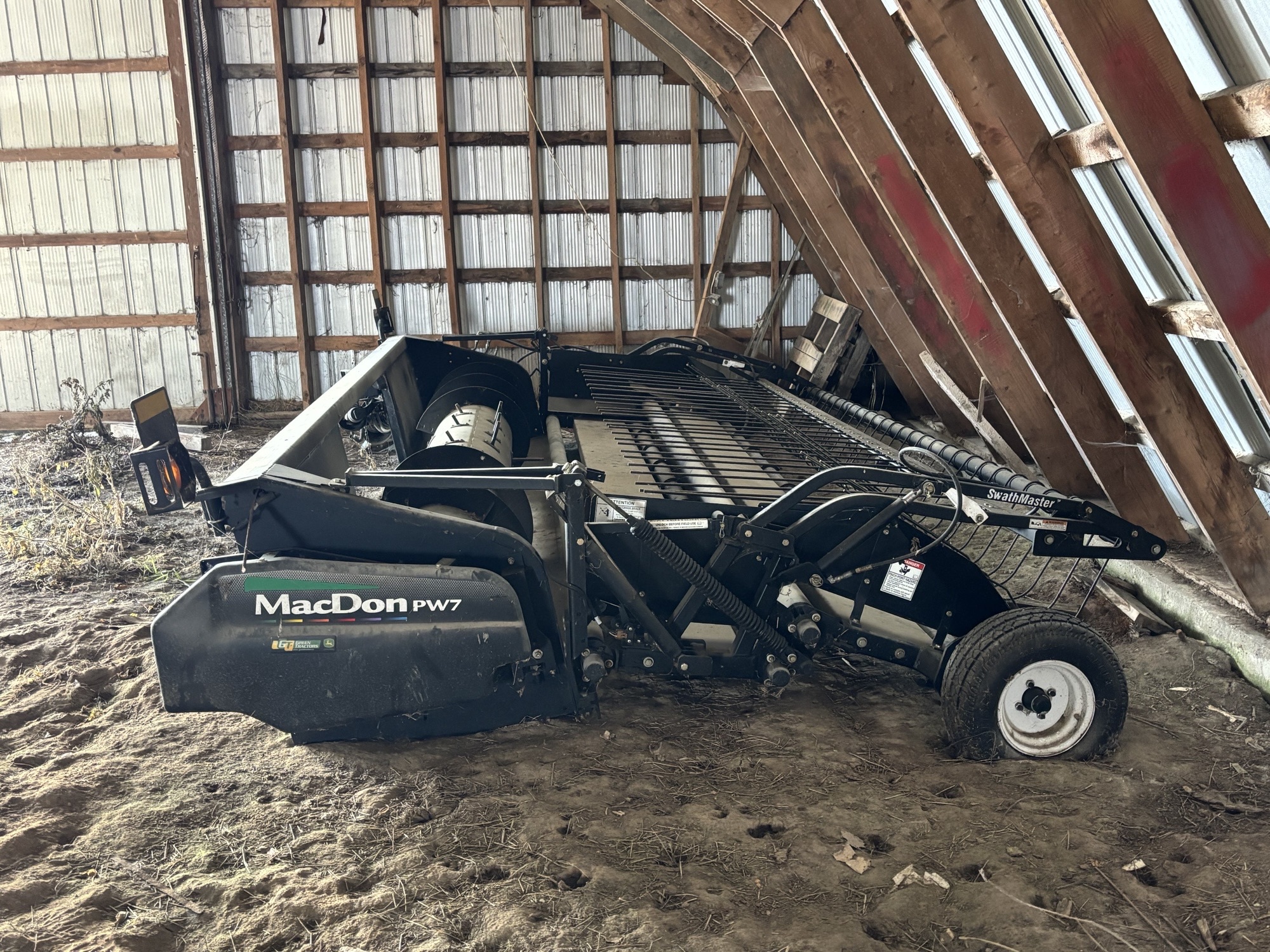 MacDon PW7 Image 1
