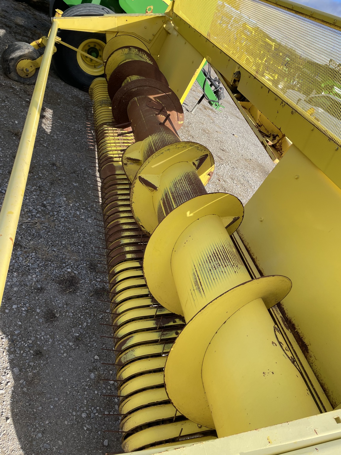 1998 John Deere 645A Image 5