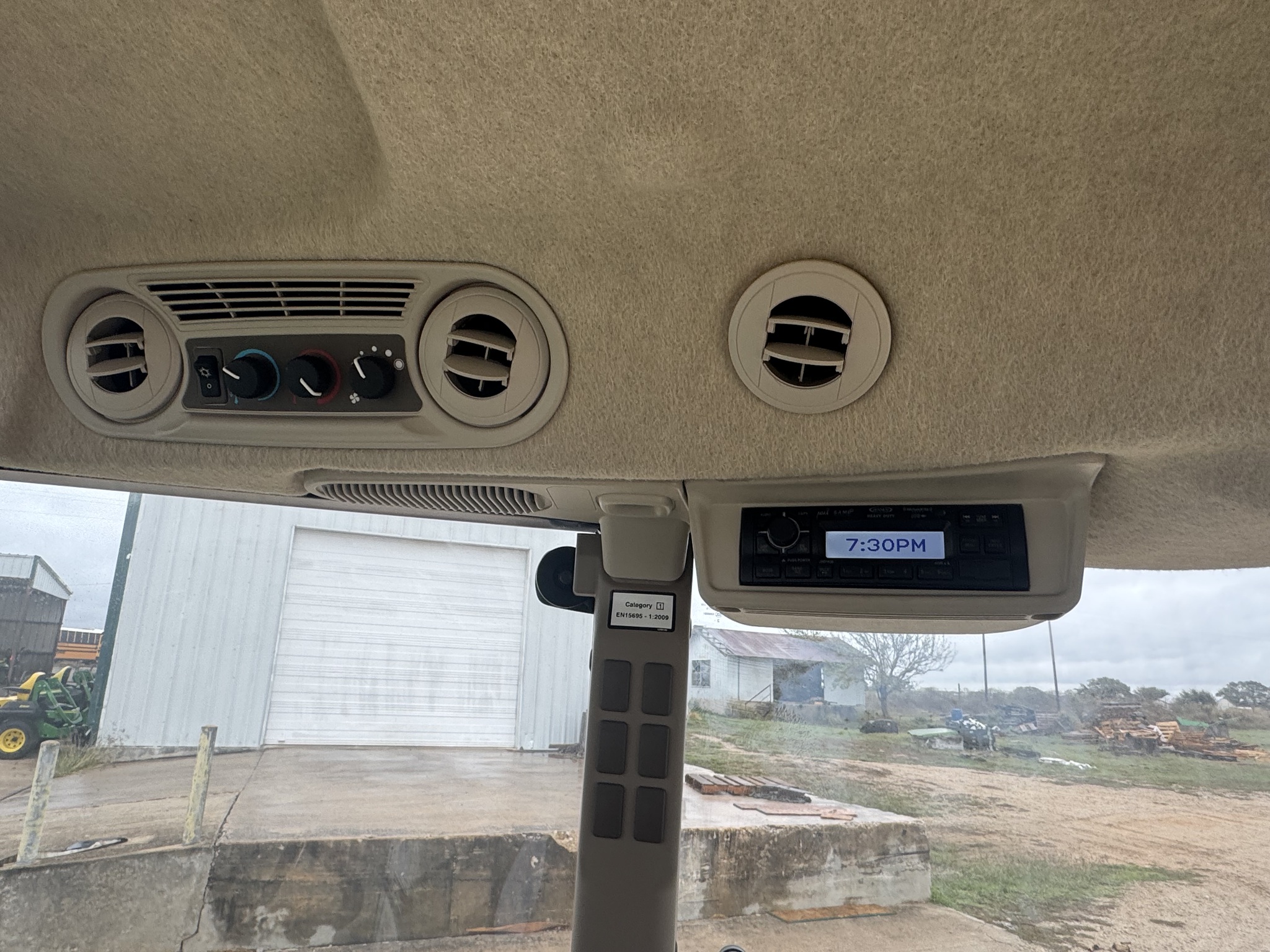 2024 John Deere 5060E Image 8