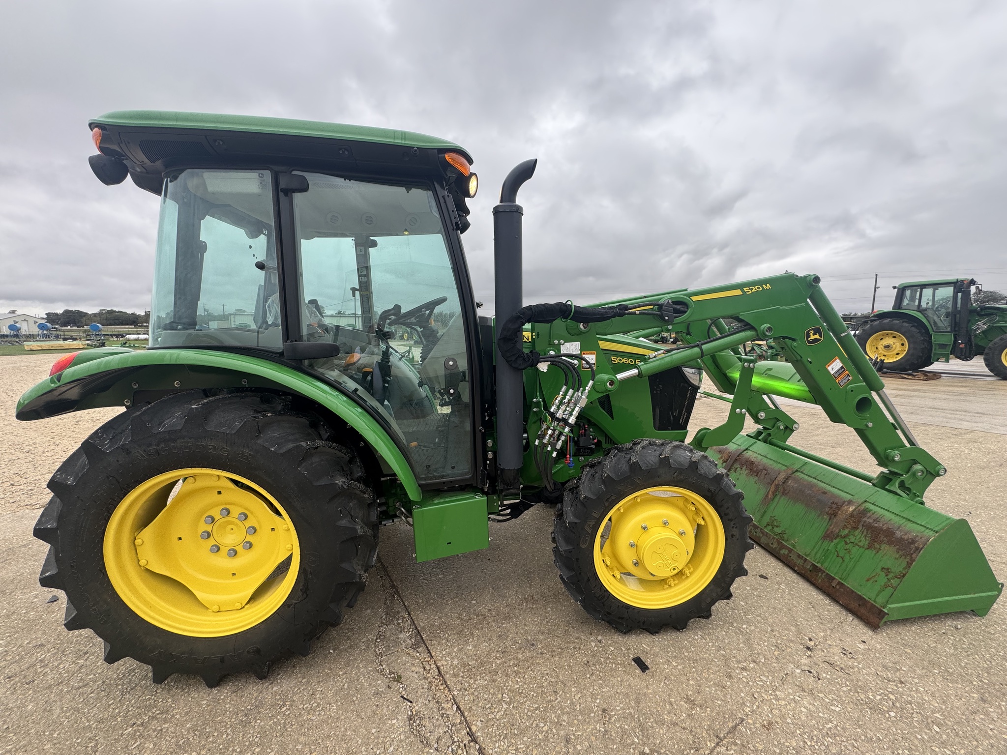 2024 John Deere 5060E Image 3