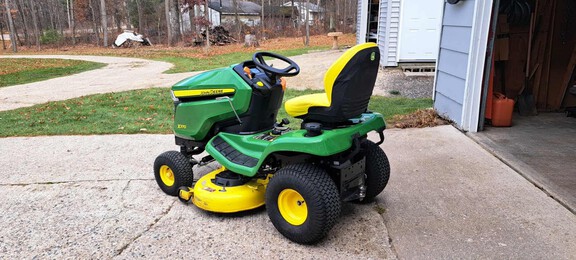 Photo of 2021 John Deere X370