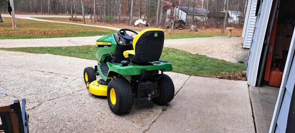 Photo of 2021 John Deere X370