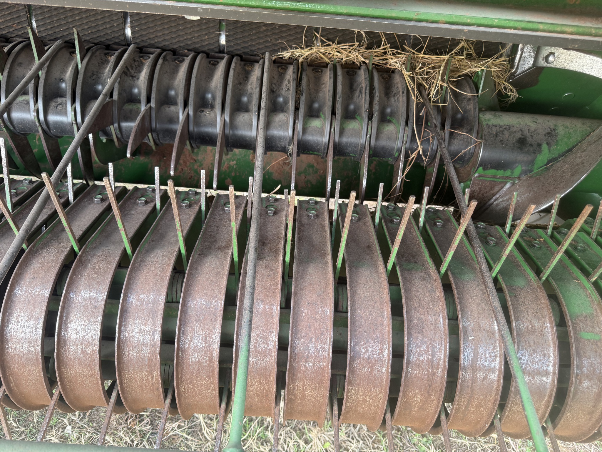 2019 John Deere 560M Image 22