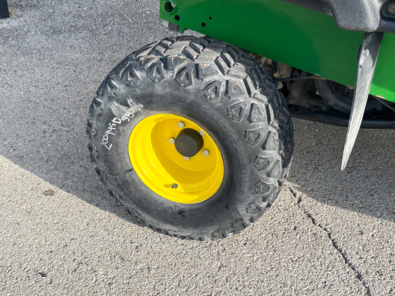 2021 John-Deere TX 4X2