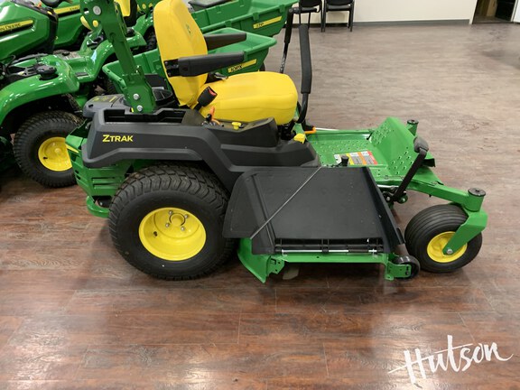 Photo of 2025 John Deere Z515E
