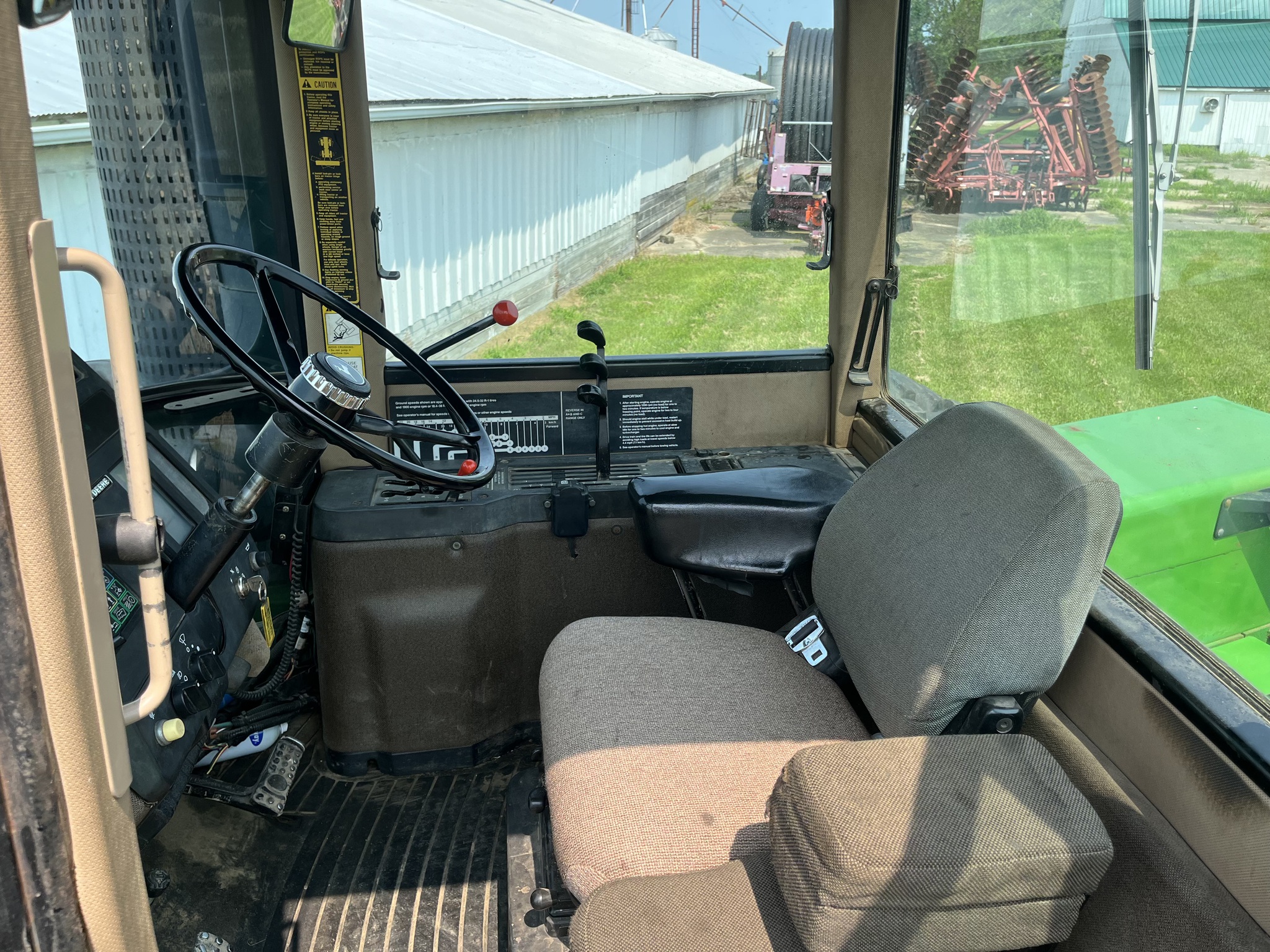 1990 John Deere 8960 Image 4