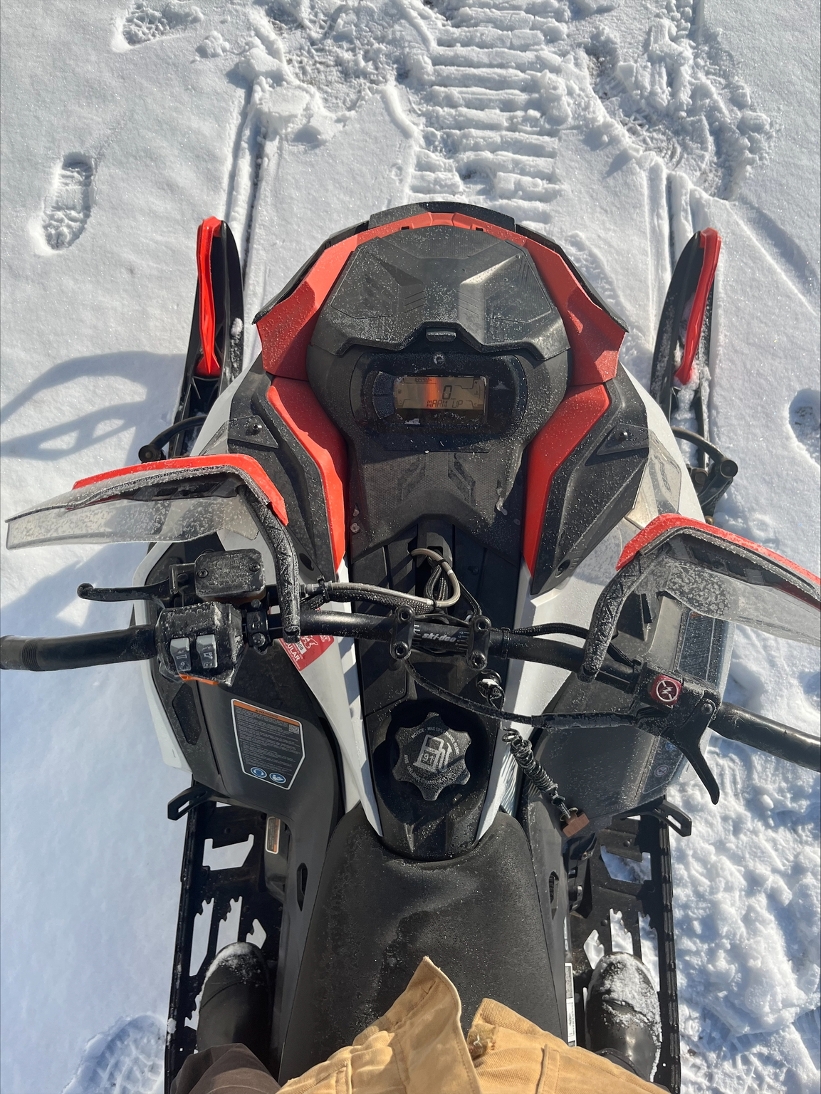2022 Ski Doo MXZ TNT 850 Image 2