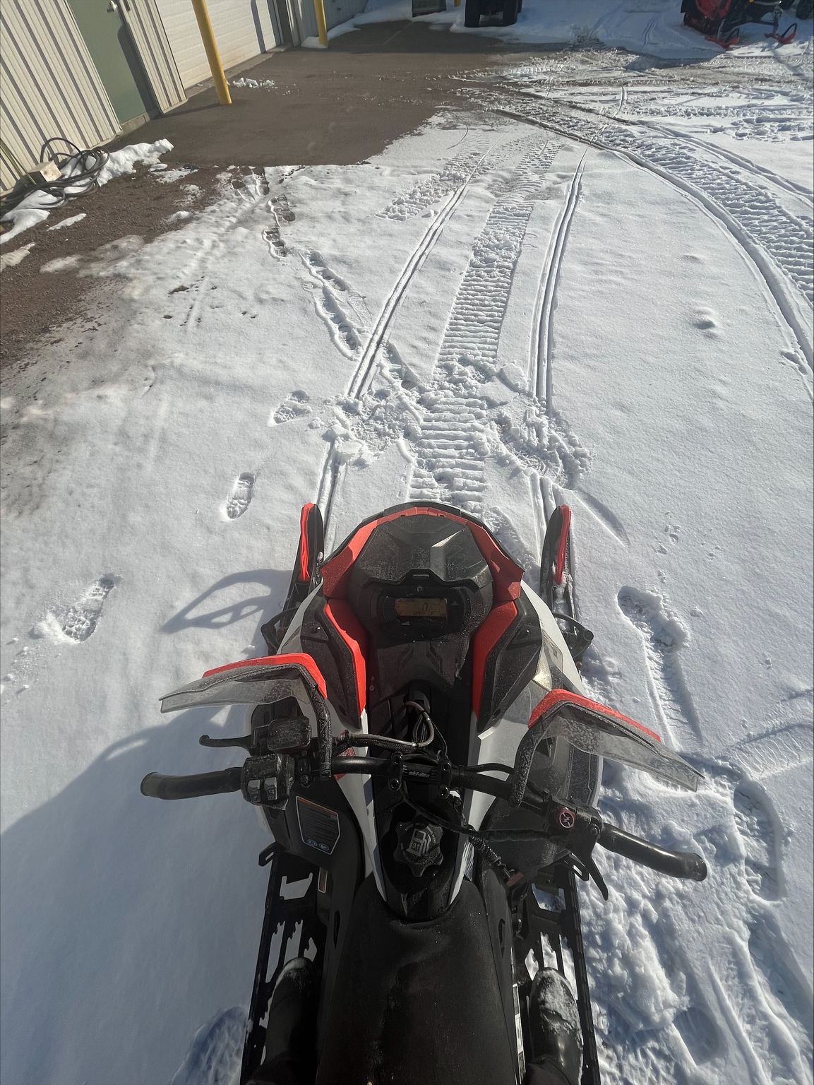 2022 Ski Doo MXZ TNT 850 Image 5